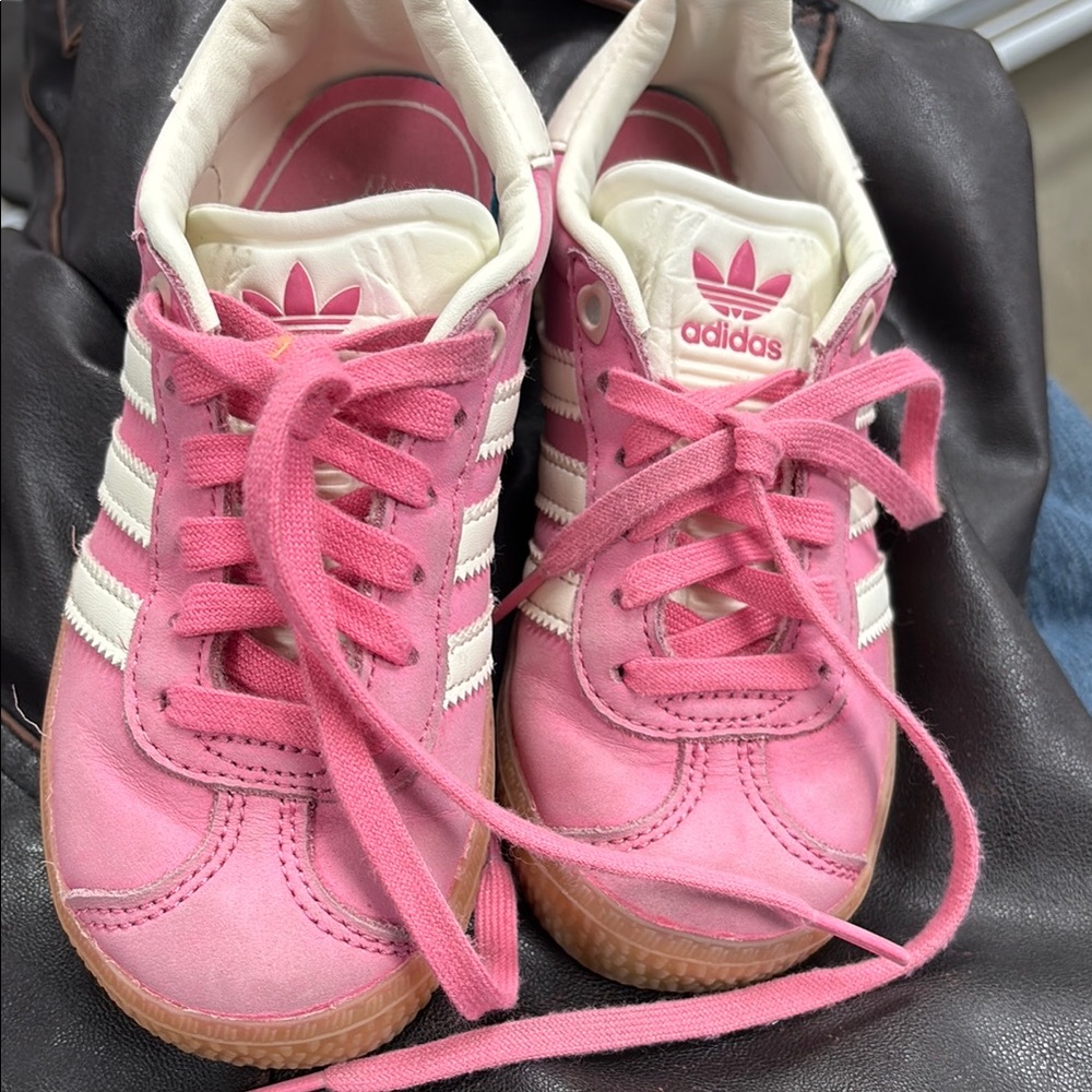 Adidas Pink and White Sneakers with Classic Design